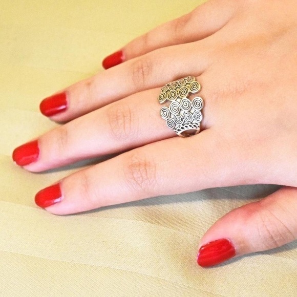 Swirl Pattern Boho Ring - Picture 3 of 5